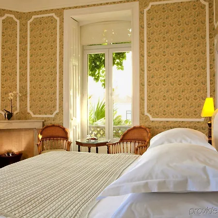 阿尔巴罗斯酒店 酒店