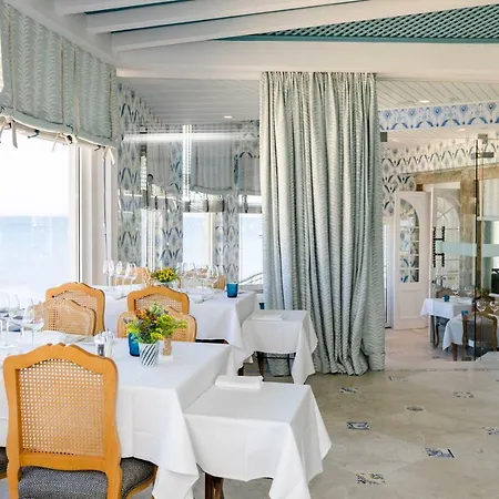 The Albatroz Hotel