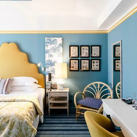 阿尔巴罗斯酒店 酒店