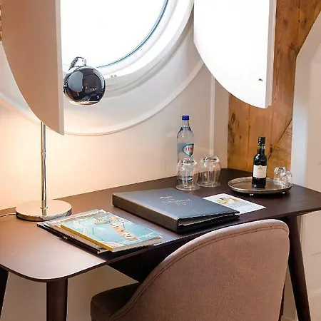 Hotel The Albatroz Cascais