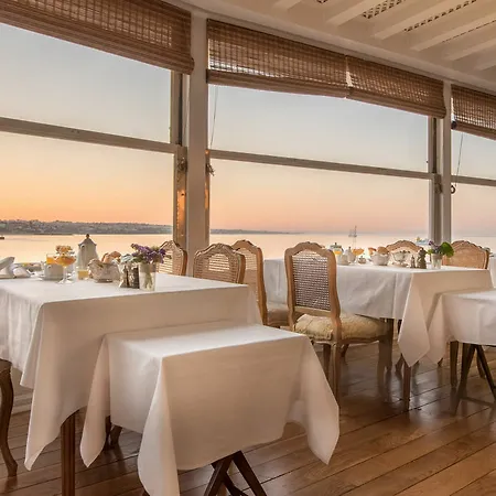 The Albatroz Hotel 5*