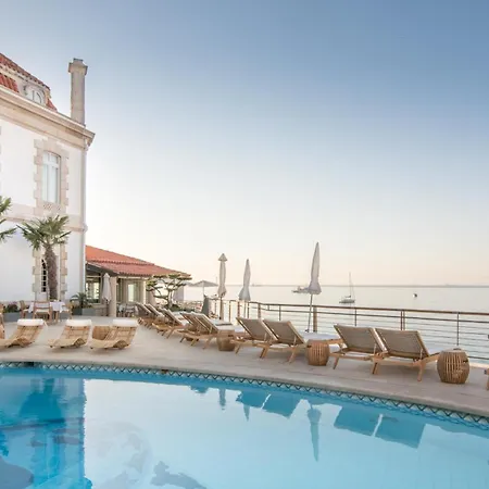 The Albatroz Hotel