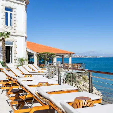 The Albatroz Отель