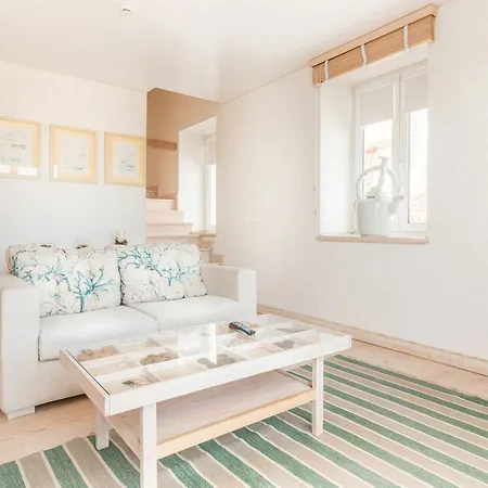 The Albatroz Отель